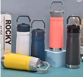 GARRAFA TÉRMICA FLIP STRAW COM ALÇA 650ml